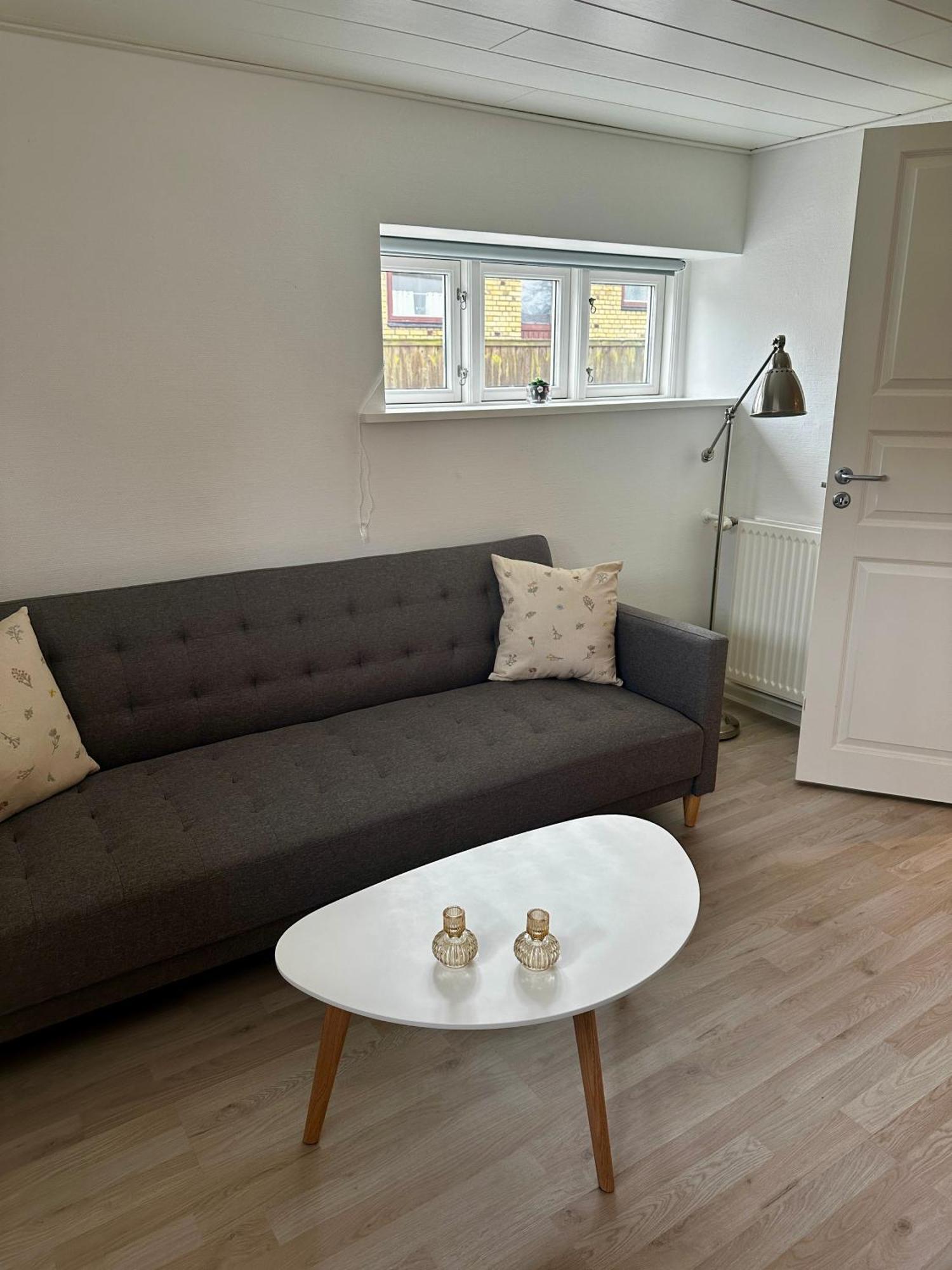 Skon Lejlighed Med Egen Terrasse Og Have Taet Pa Centrum I สเกเกน ภายนอก รูปภาพ